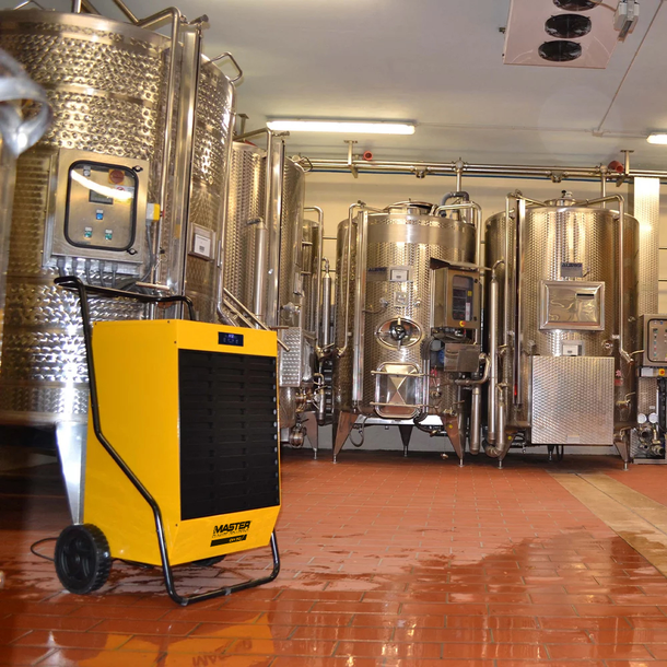 LOW AMP MASTER DEHUMIDIFIER