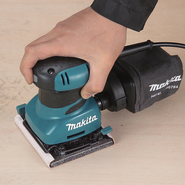 110V PALM SANDER