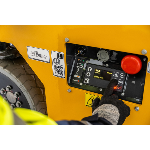 14M ELECTRIC SCISSOR LIFT