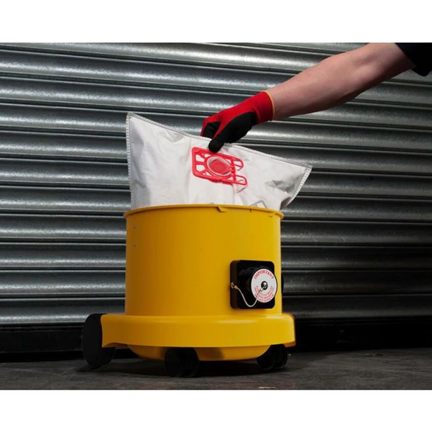 NUMATIC HZ 200 CLASS VACUUM